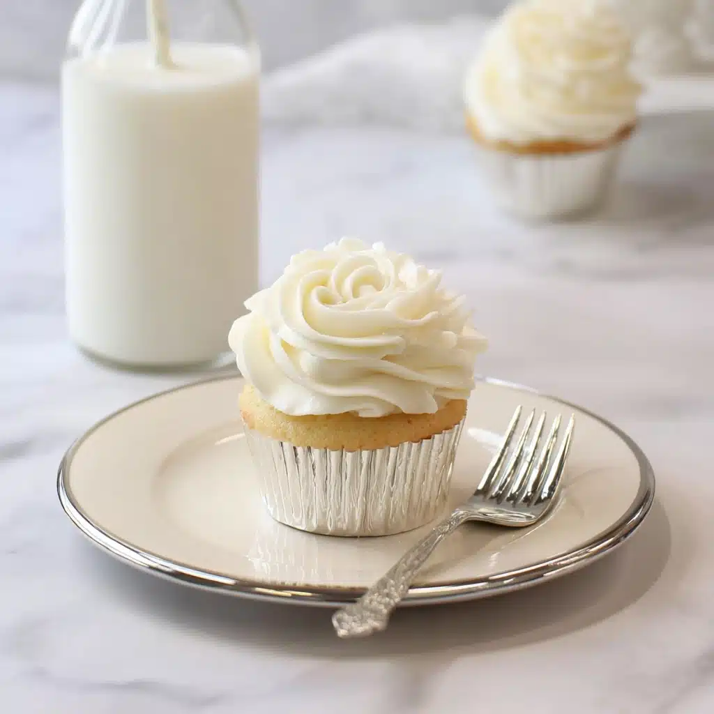 White Wedding Cake Cupcakes Recipe